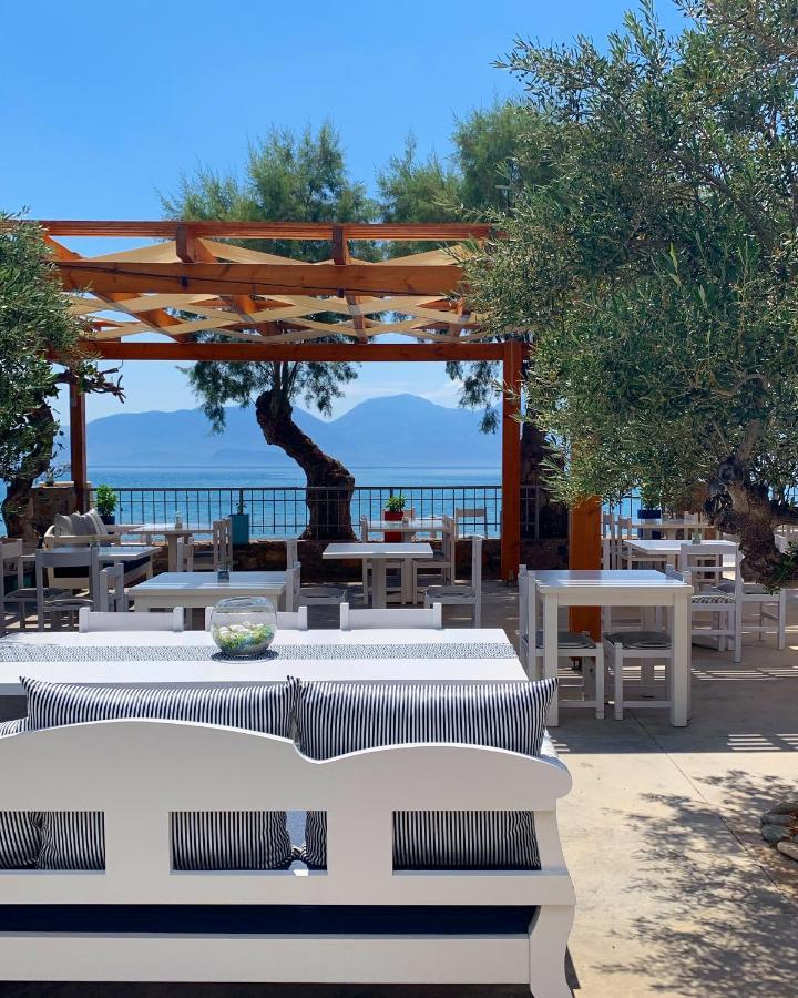 Ariadne - Adults Only 4*